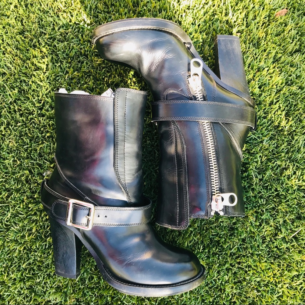 CHLOE Black Leather boots size 37 in EUC